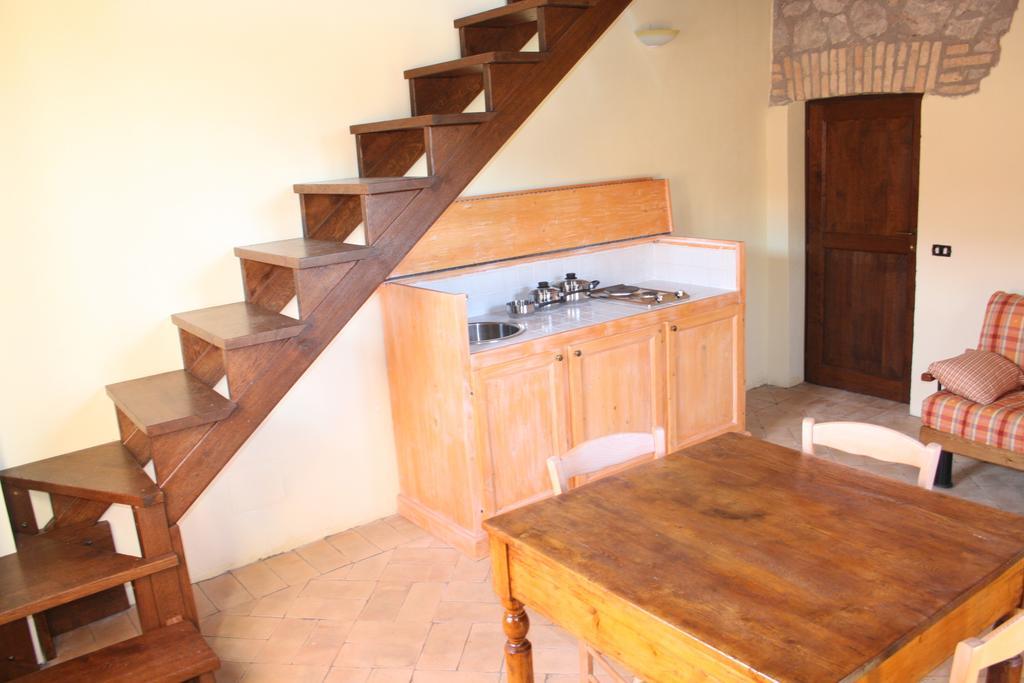 Agriturismo Terre Di Musignano Canino Habitación foto